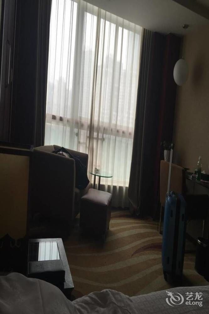 Chongqing Minshan Hotel المظهر الخارجي الصورة